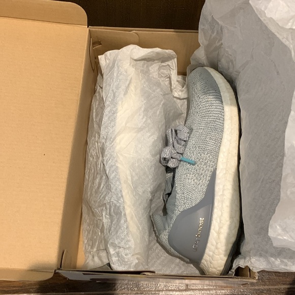 Adidas WMN Ultra Boost Uncaged Running Shoes US5.5 Light Grey/Baby Blue & Pink - Picture 11 of 12